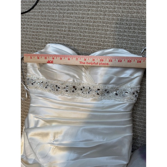 Essense of Australia Ivory Satin Ruched Strapless Wedding Dress Gown Size 12 - Picture 13 of 16